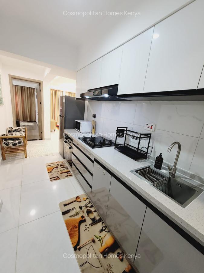 Serviced 2 Bed Apartment with En Suite at Westlands Road - 3