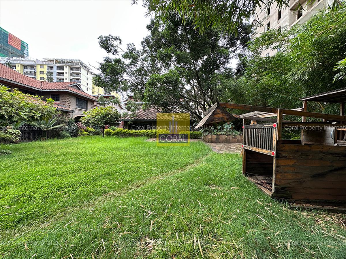 Land in Kilimani - 1