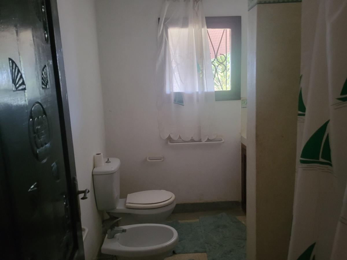 3 Bed House with Staff Quarters in Malindi - 18