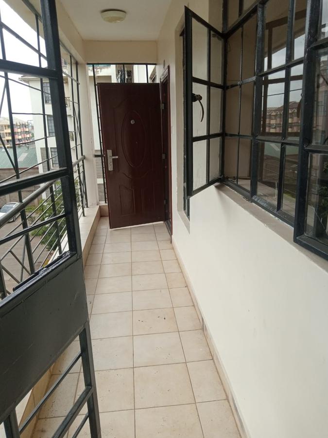 2 Bed Apartment with En Suite at Five-Star Gardens Estate - 4