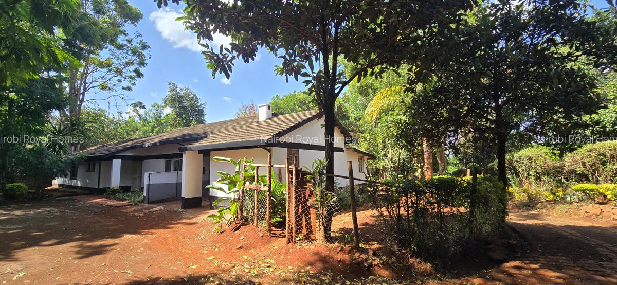 4 Bed House with En Suite at Loresho Crescent - 13