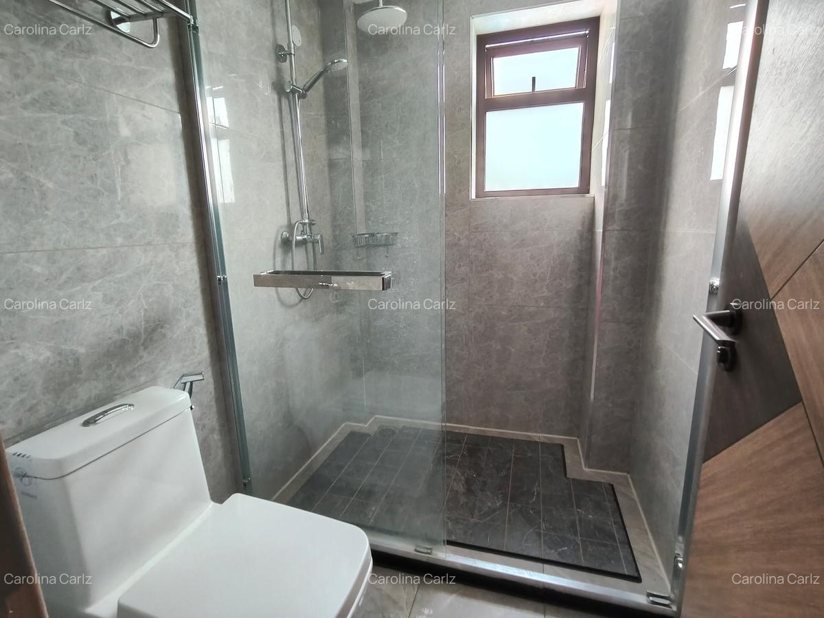 3 Bed Apartment with En Suite in Riverside - 7