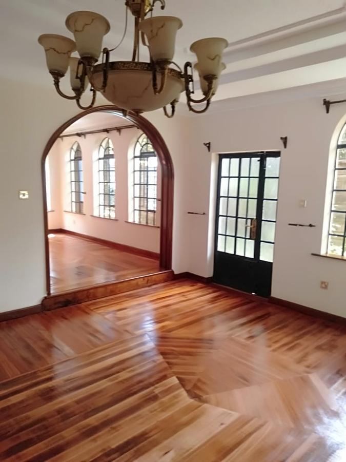 5 Bed Townhouse with En Suite at Kilimani - 5