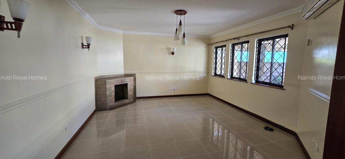 5 Bed Townhouse with En Suite at Lavington Road - 18