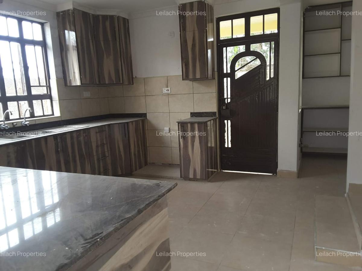 4 Bed House with En Suite in Gikambura - 18