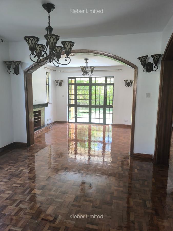 4 Bed House with En Suite in Loresho - 4