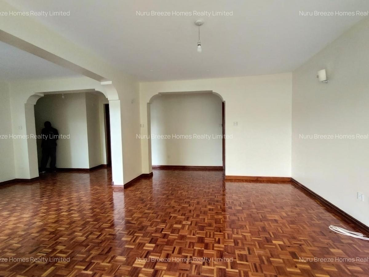3 Bed Apartment with En Suite in Lavington - 16