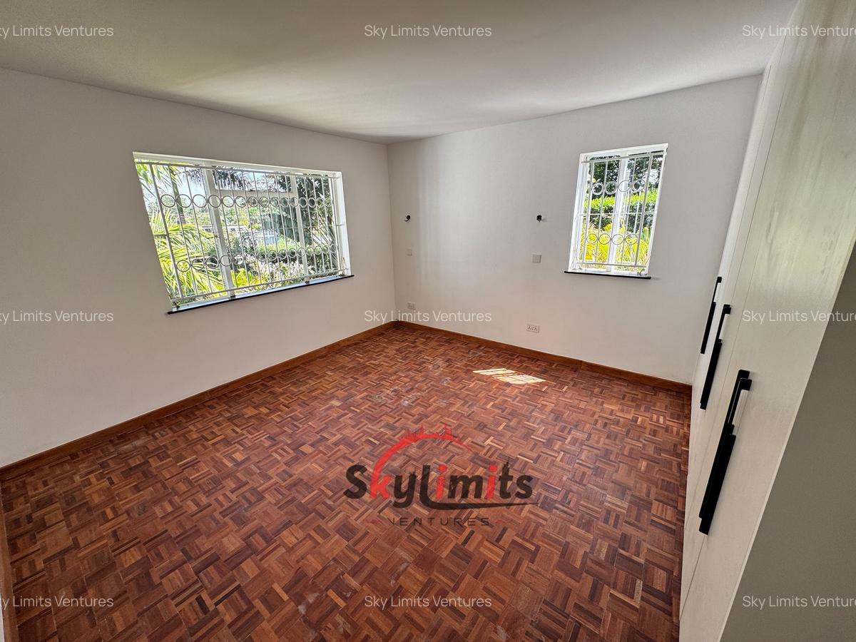 4 Bed House with En Suite at Runda - 17