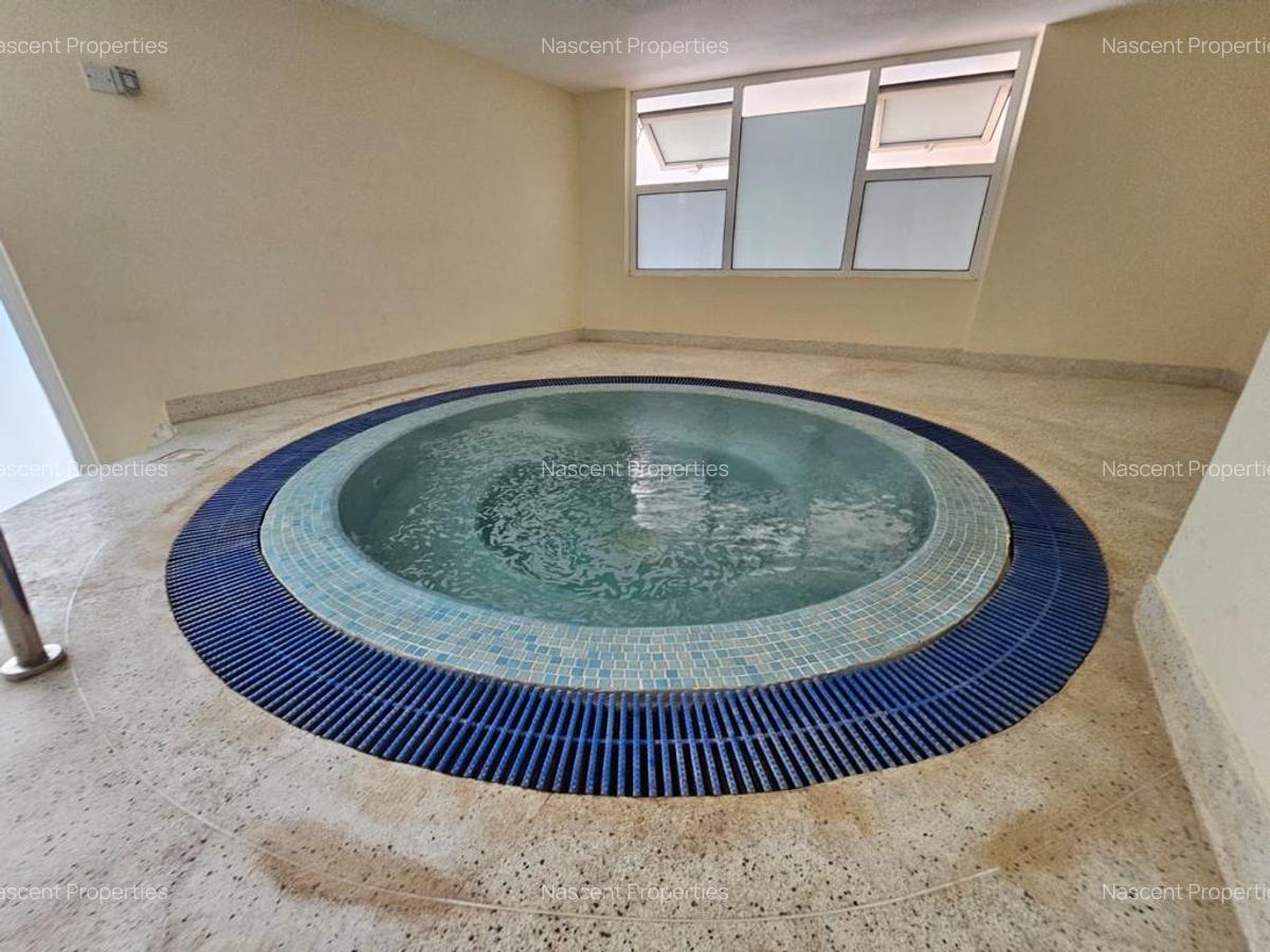 4 Bed Apartment with En Suite in General Mathenge - 2