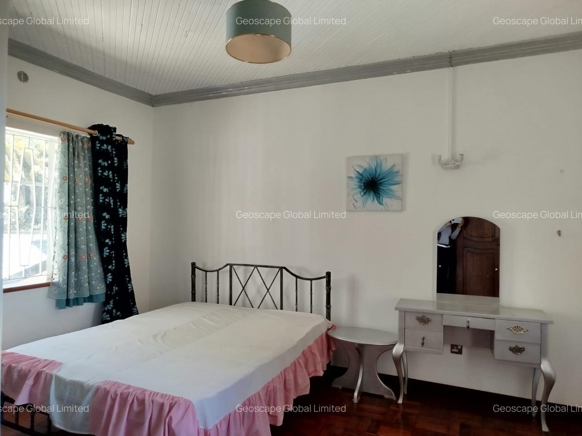 3 Bed House with En Suite in Runda - 9