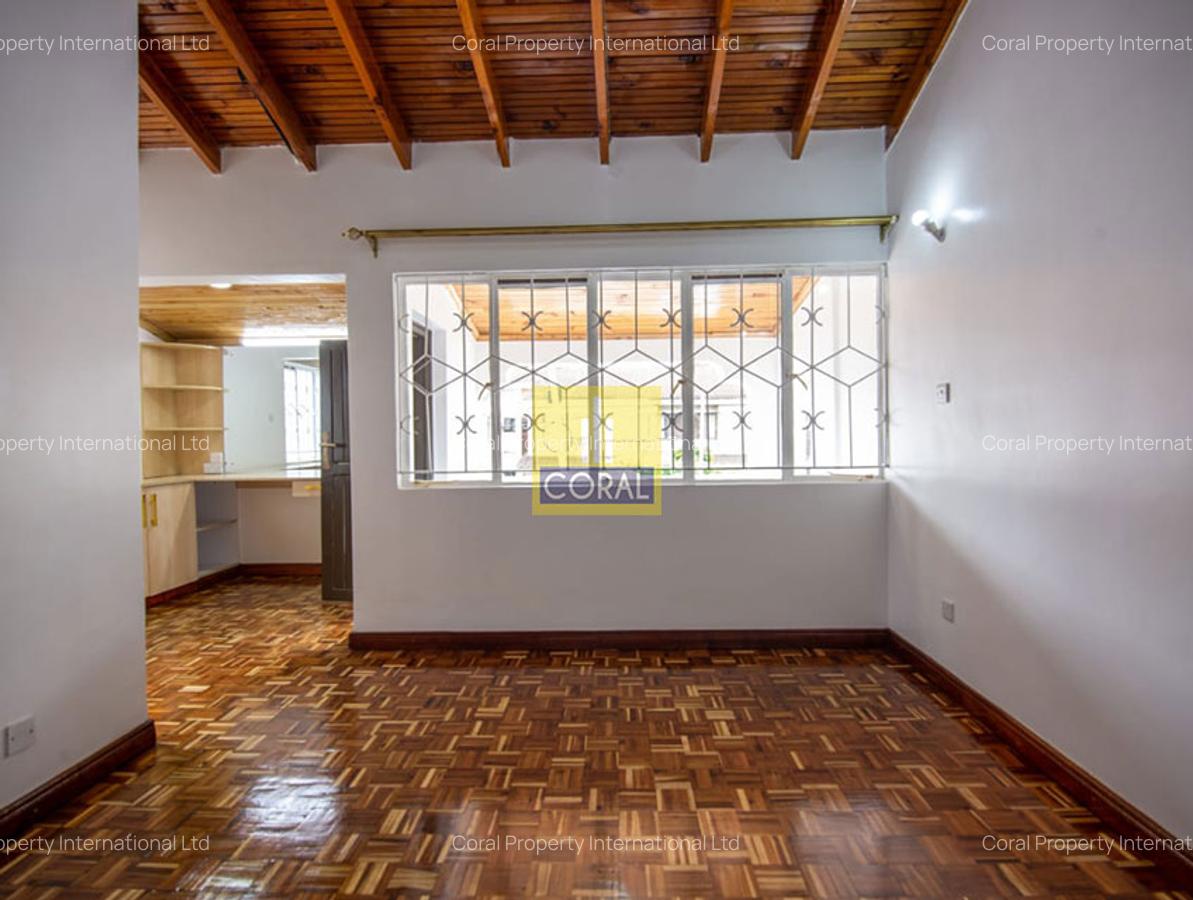 4 Bed Townhouse in Lavington - 13