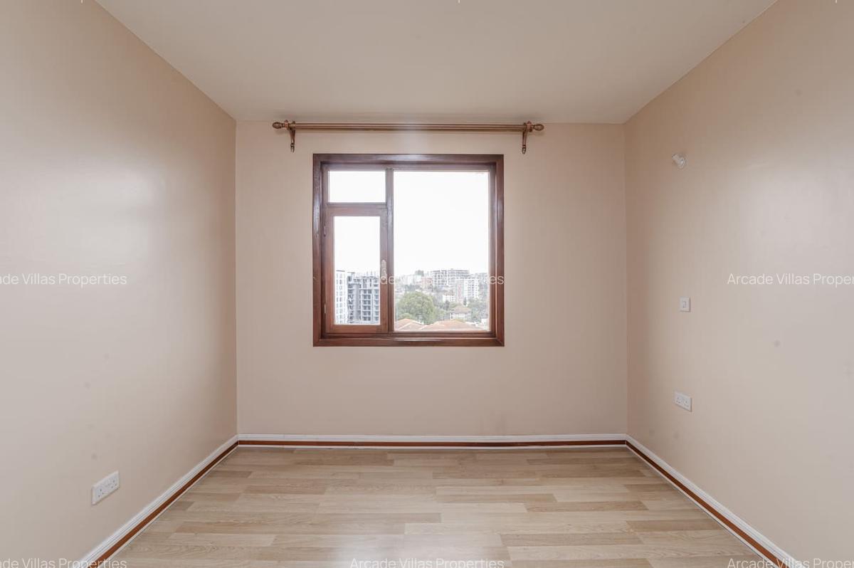 3 Bed Apartment with En Suite in Kileleshwa - 12