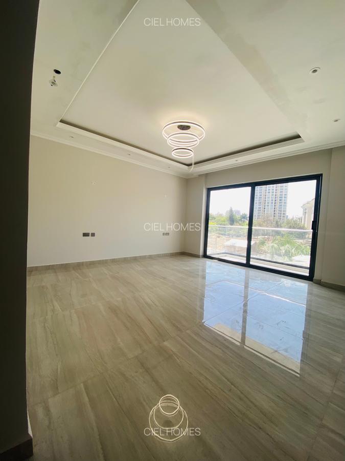 5 Bed Apartment with Swimming Pool in Kilimani - 18