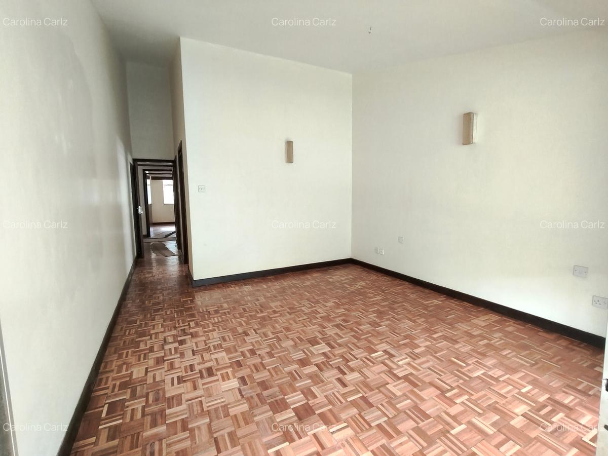 5 Bed Townhouse with En Suite at Peponi Road - 14