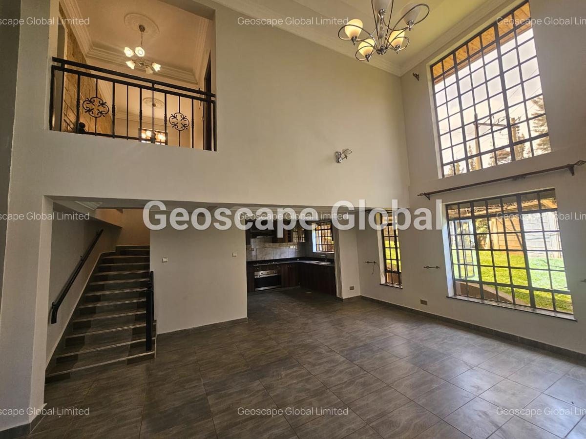 3 Bed House with En Suite in Runda - 2