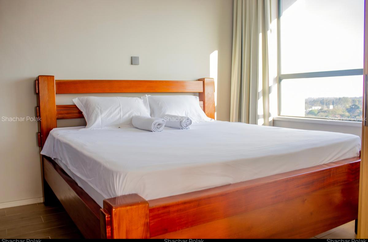 2 Bed Apartment with Swimming Pool at Hatheru Road - 2