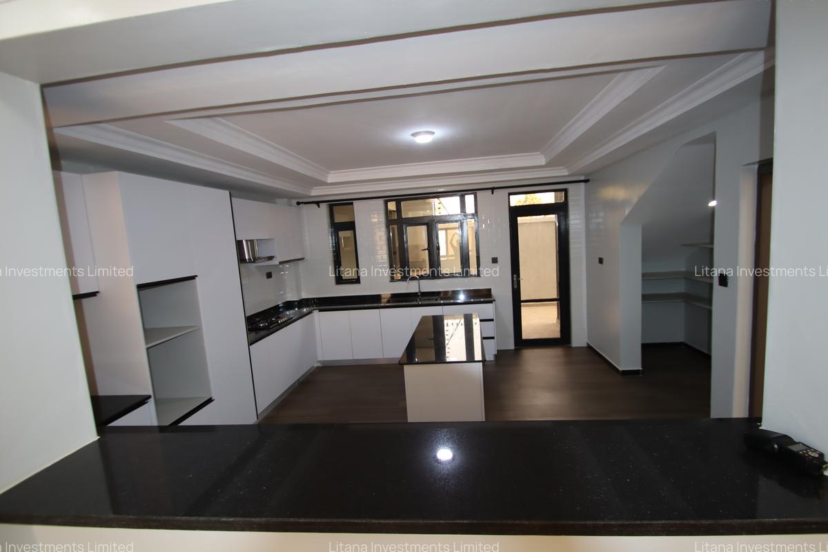 4 Bed House with En Suite in Ruiru - 6