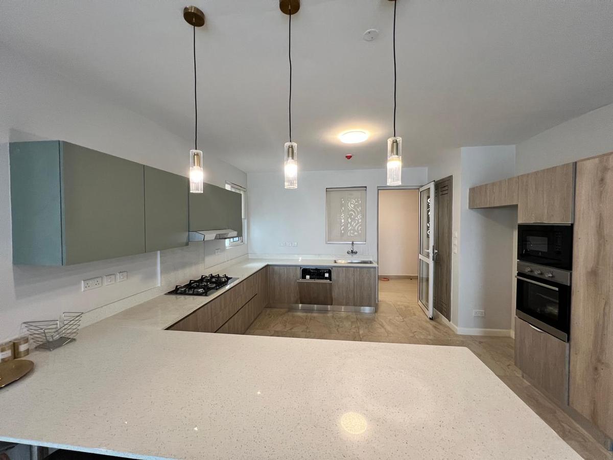 3 Bed Apartment with Swimming Pool in Kileleshwa - 6