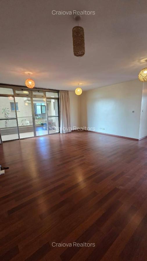 3 Bed Apartment with En Suite at 6Th Parklands - 3