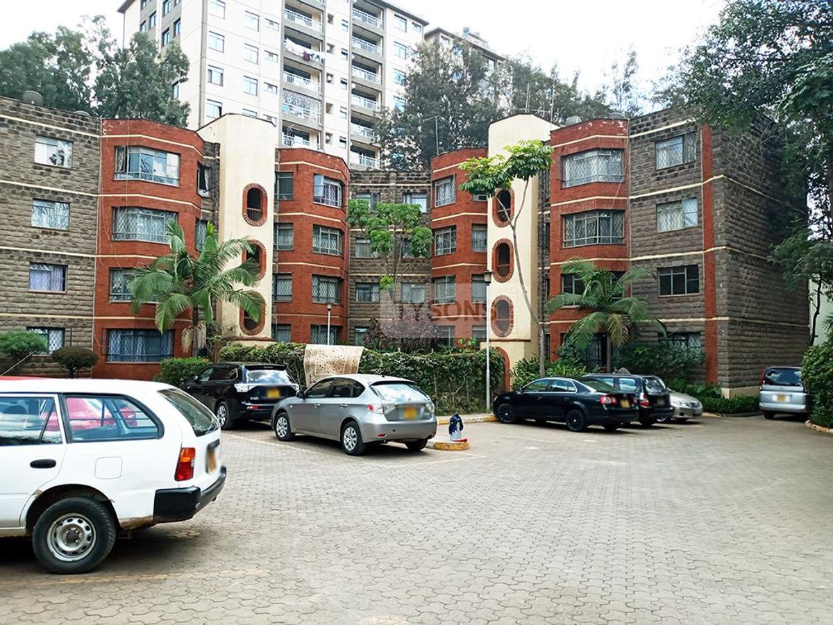 3 Bed Apartment with En Suite in Kilimani - 1