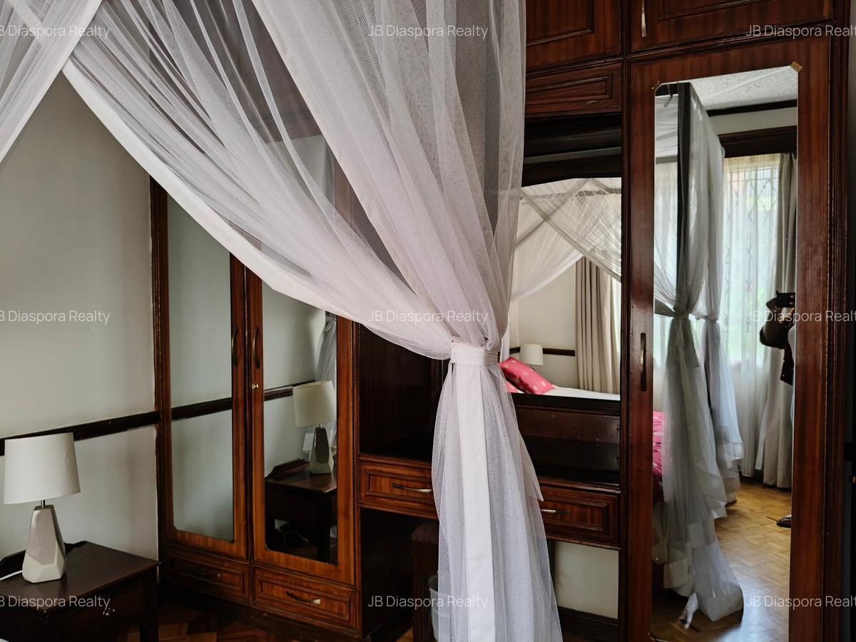 Serviced 2 Bed Apartment with En Suite at Rhapta Road - 6