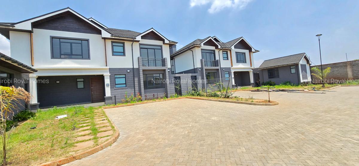 4 Bed Townhouse with En Suite at Five-Star Paradise - 4