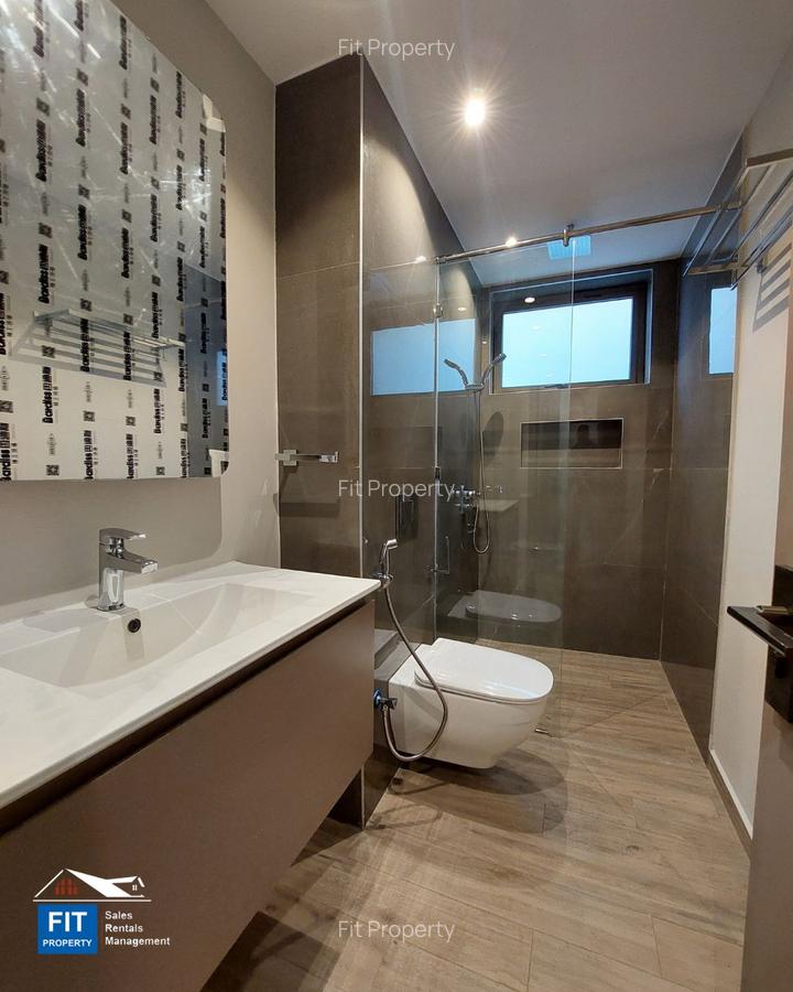 3 Bed Apartment with En Suite in Nyari - 11