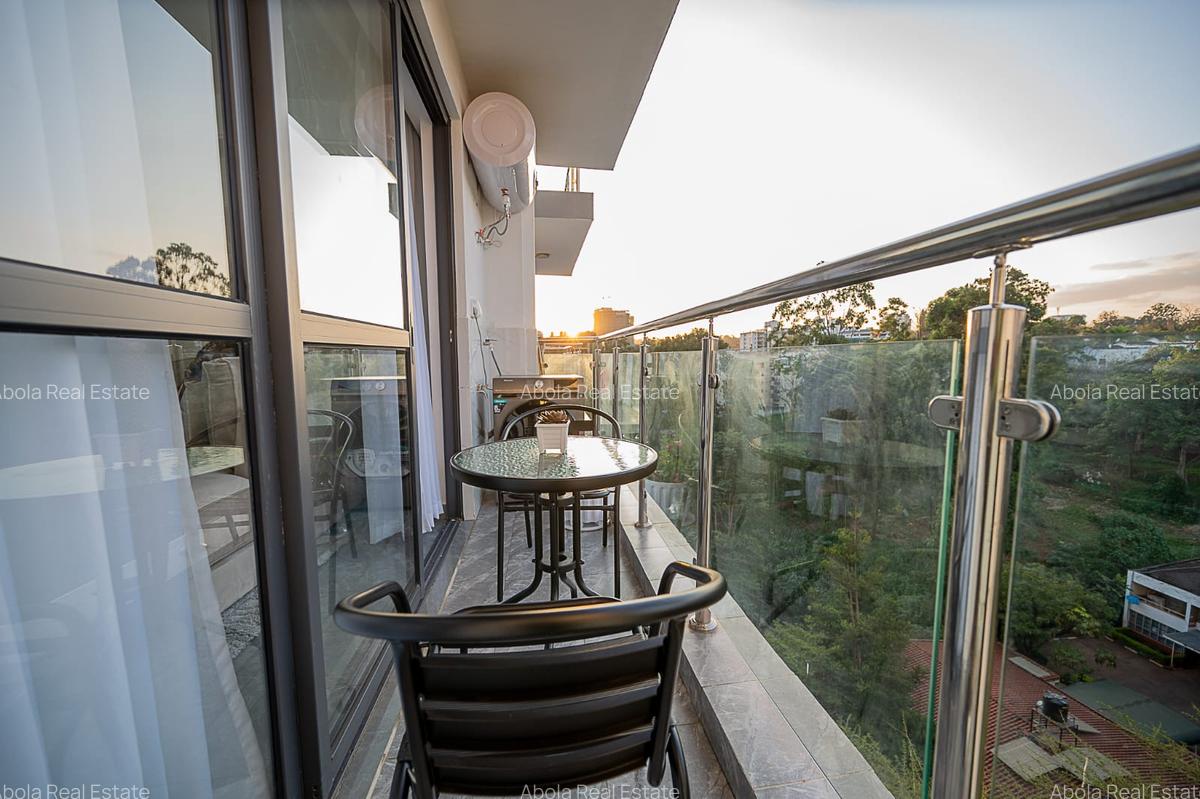 Serviced 2 Bed Apartment with En Suite in Riverside - 8