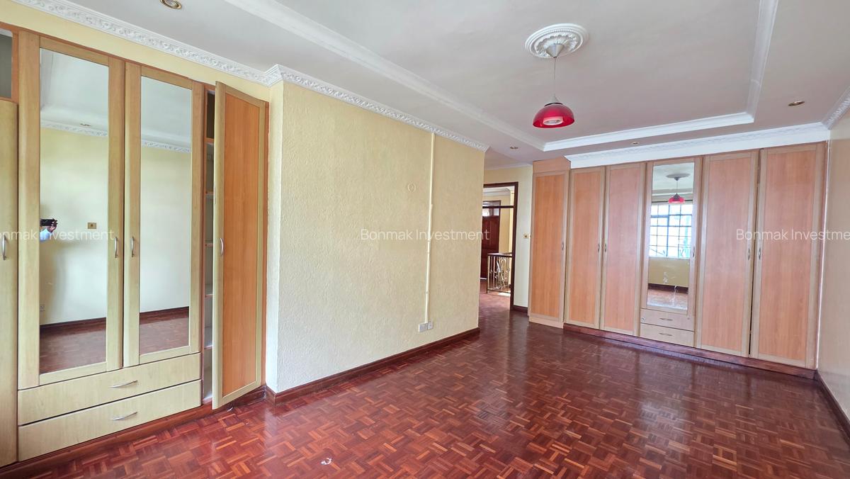 4 Bed Townhouse with En Suite at Karbaserian Avanue - 12