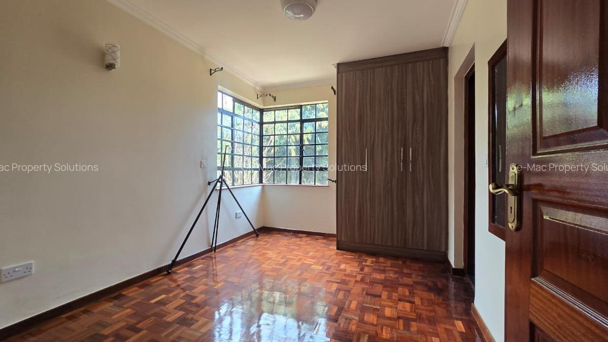 4 Bed House with En Suite in Kitisuru - 12