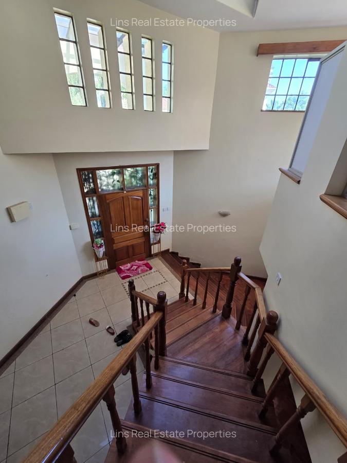 4 Bed Townhouse with En Suite in Spring Valley - 10