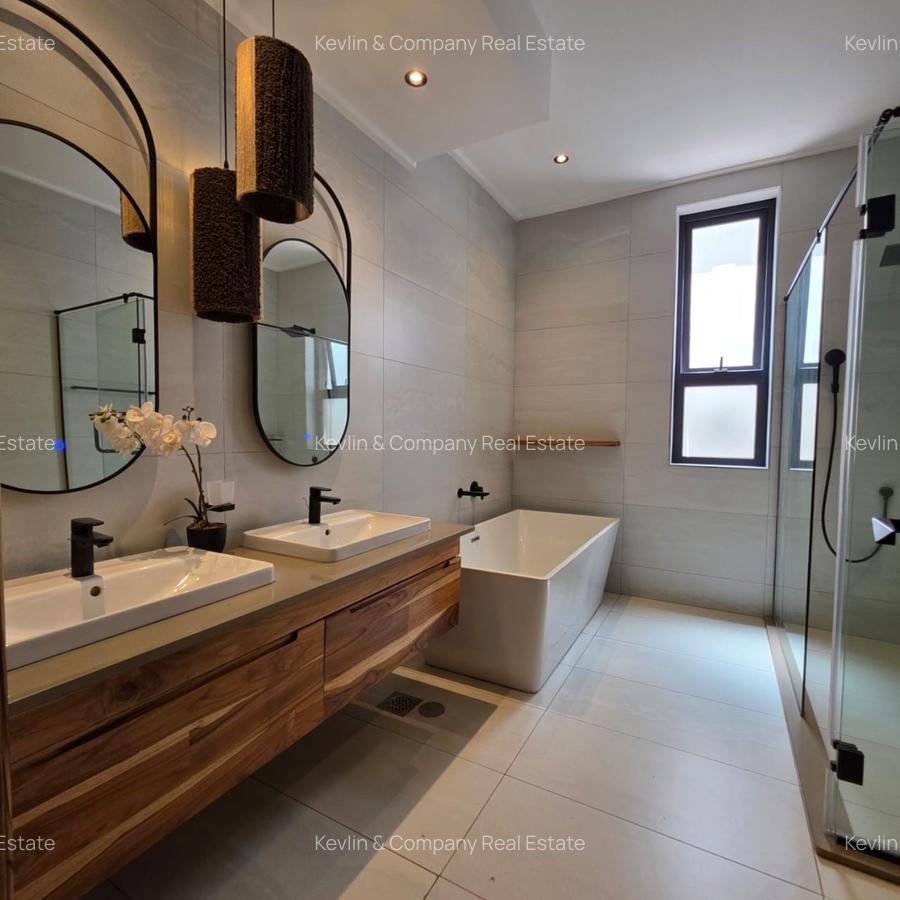 4 Bed Apartment with En Suite in Loresho - 16