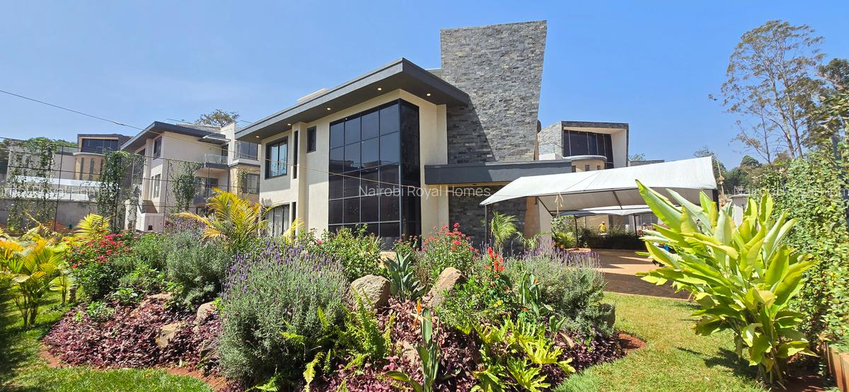 4 Bed House with En Suite at Loresho Road - 1