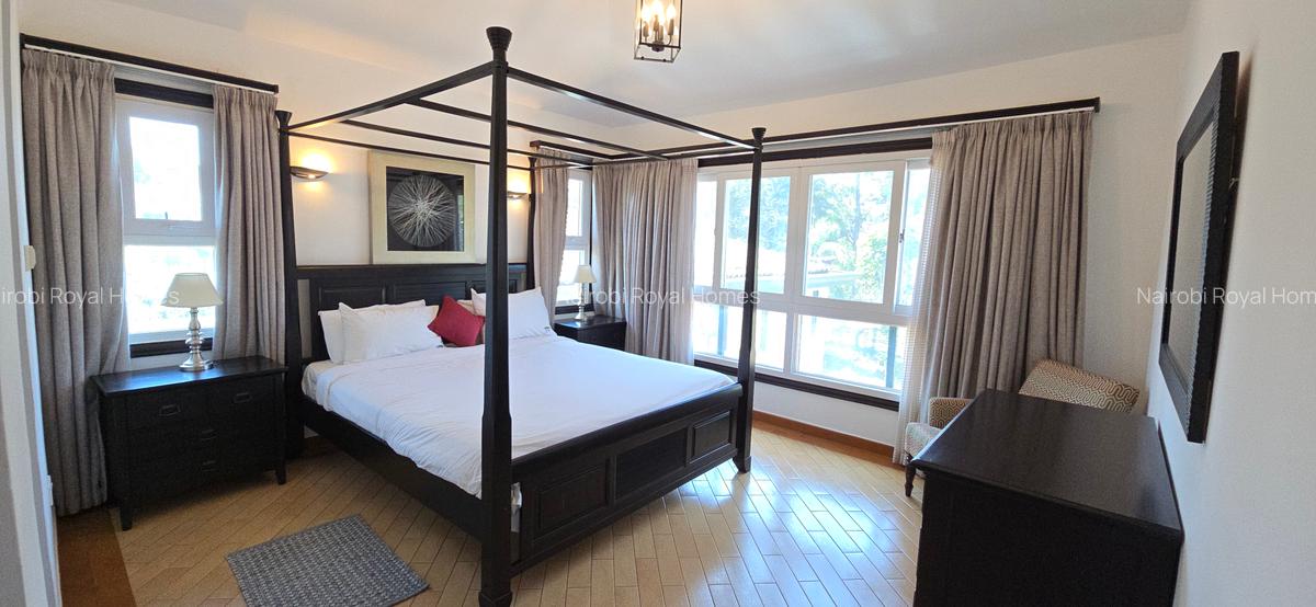 4 Bed Townhouse with En Suite at Grovelia Grove - 16