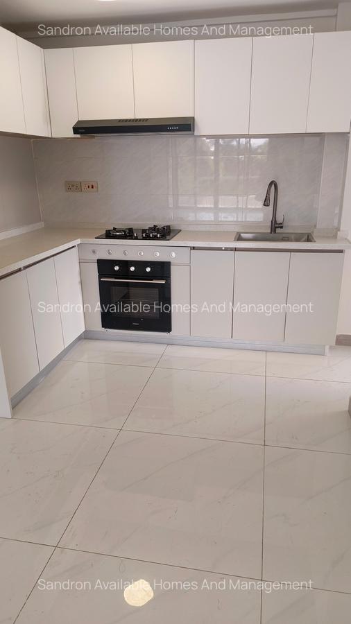 2 Bed Apartment with En Suite in Kileleshwa - 3