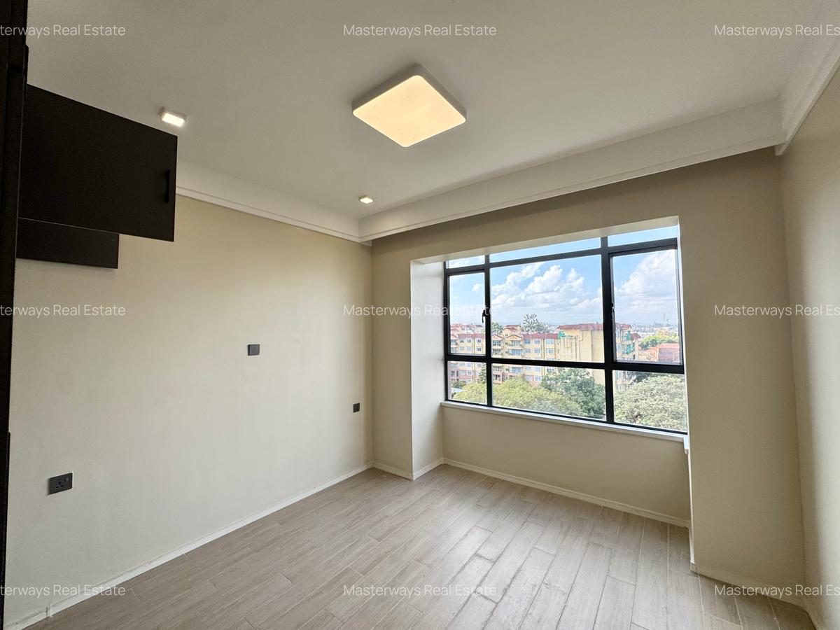 2 Bed Apartment with En Suite in Lavington - 3