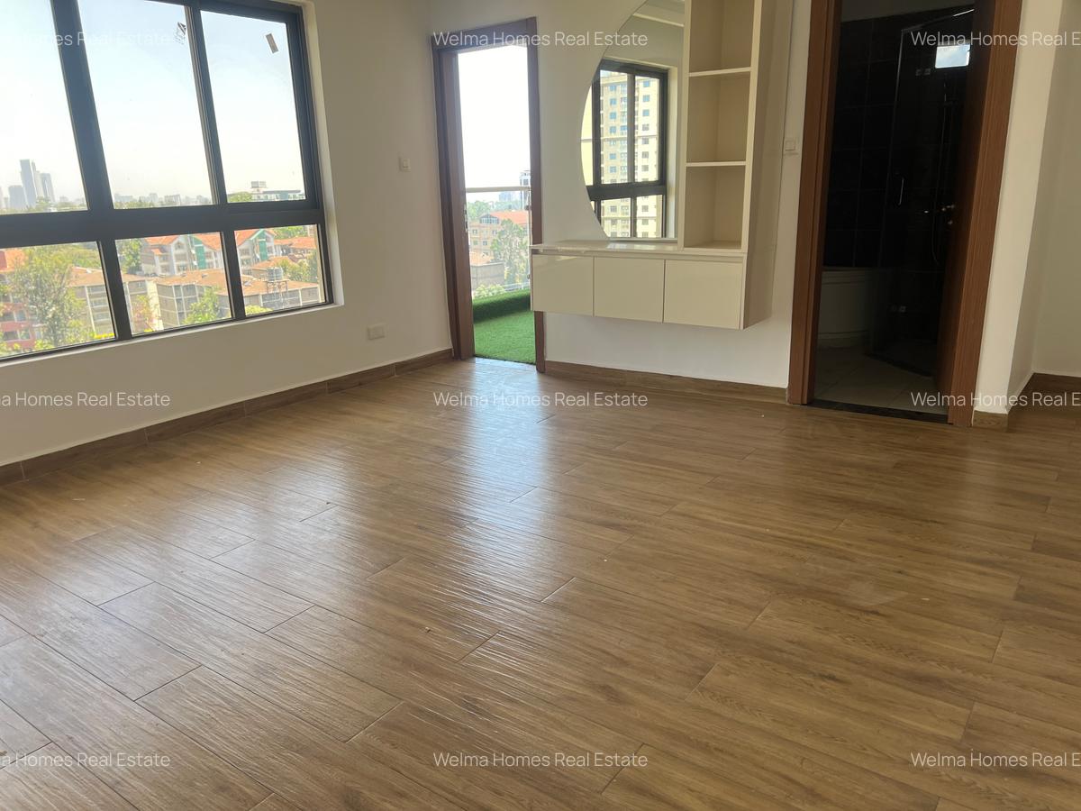 3 Bed Apartment with En Suite in Kilimani - 11