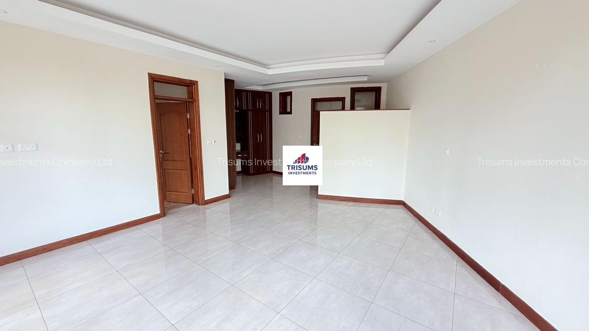 3 Bed Apartment with En Suite in Westlands Area - 4
