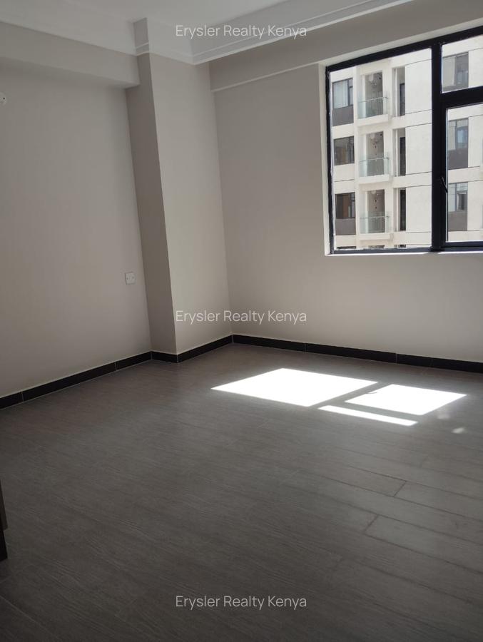 1 Bed Apartment with En Suite at Kindaruma Rd - 16