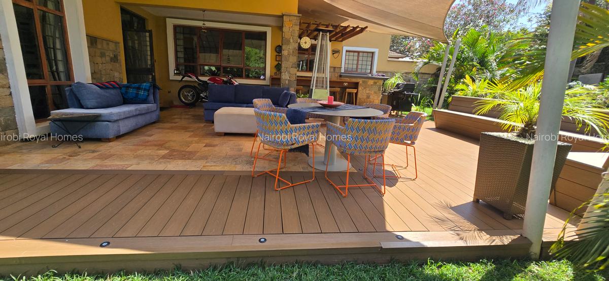 5 Bed House with En Suite at Mimosa Drive - 9