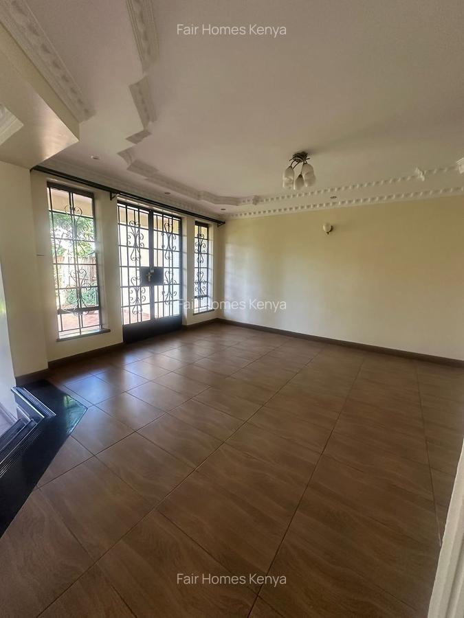 5 Bed Townhouse with En Suite at Convent Drive - 12