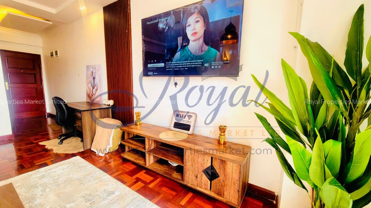 Serviced 1 Bed Apartment with En Suite at Westlands Rd - 3