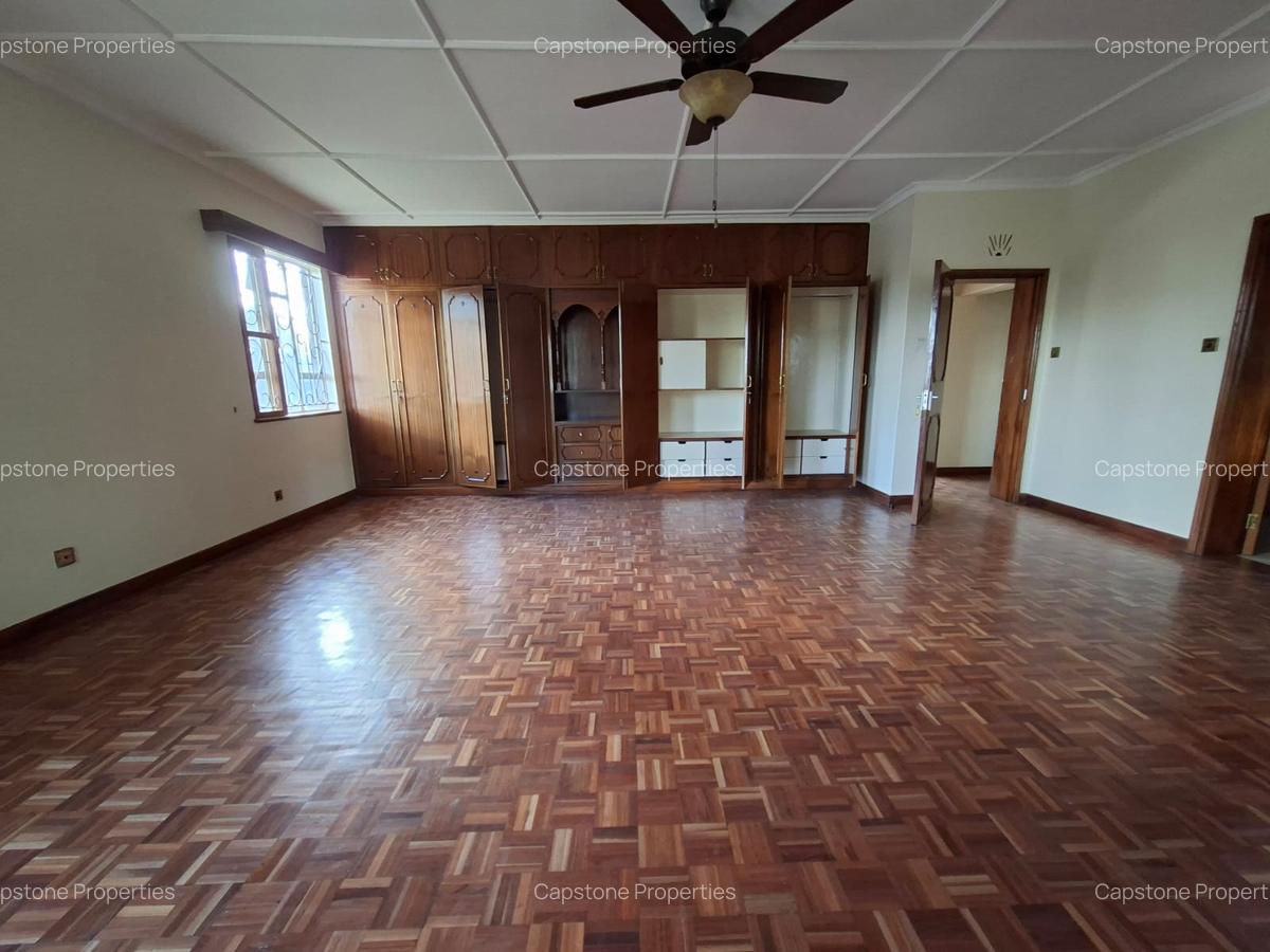 4 Bed House with En Suite in Gigiri - 4