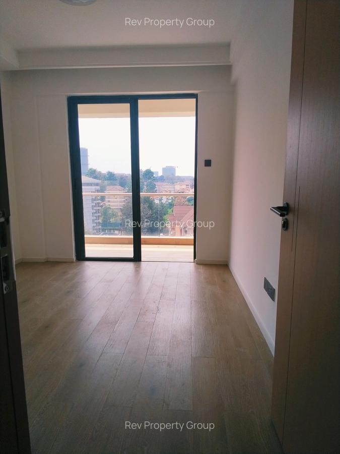 1 Bed Apartment with En Suite in Westlands Area - 2