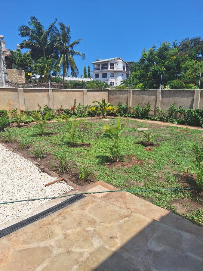 4 Bed Villa at Diani Beach Road - 18