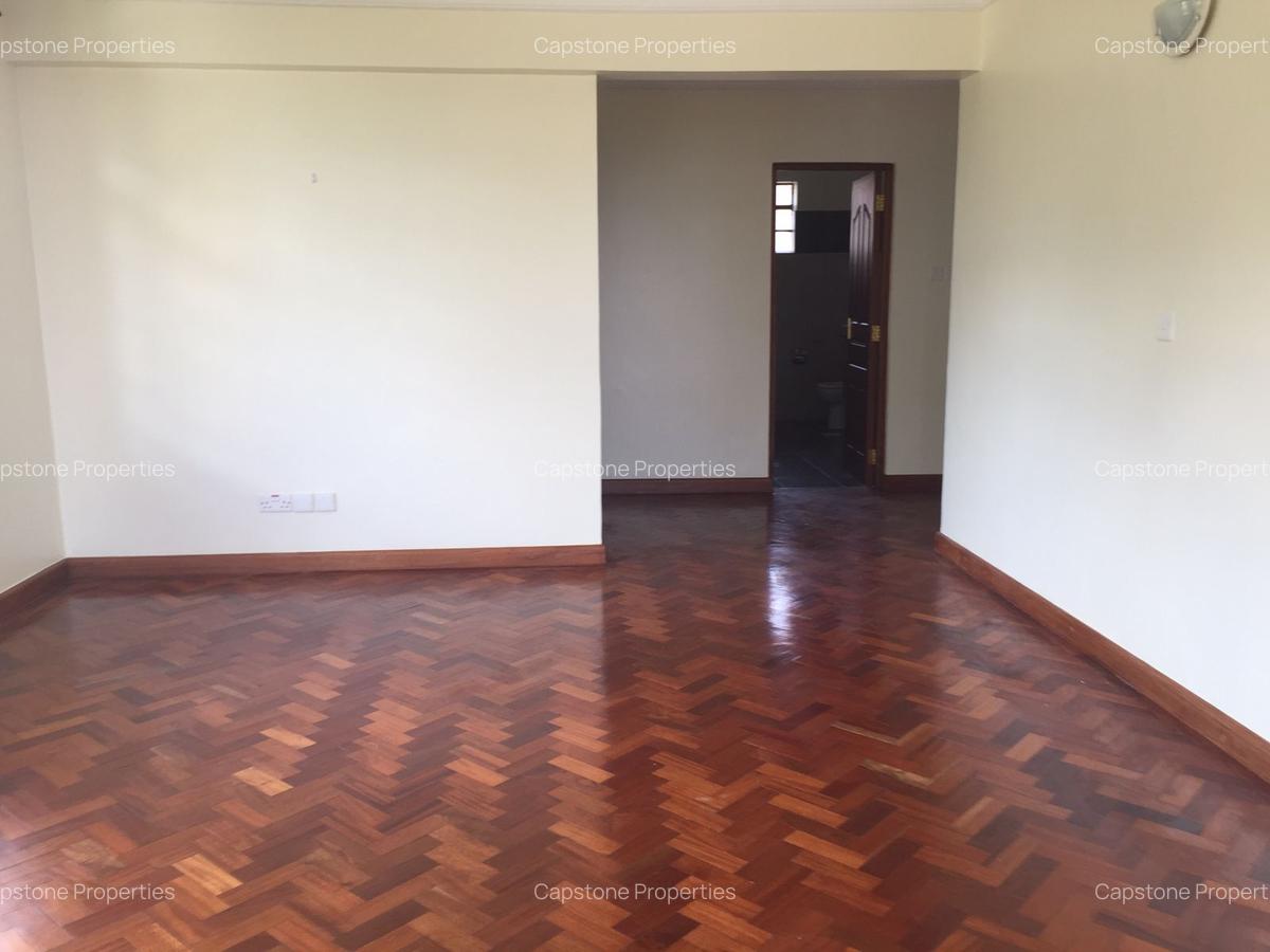 4 Bed Townhouse with En Suite in Kitisuru - 13