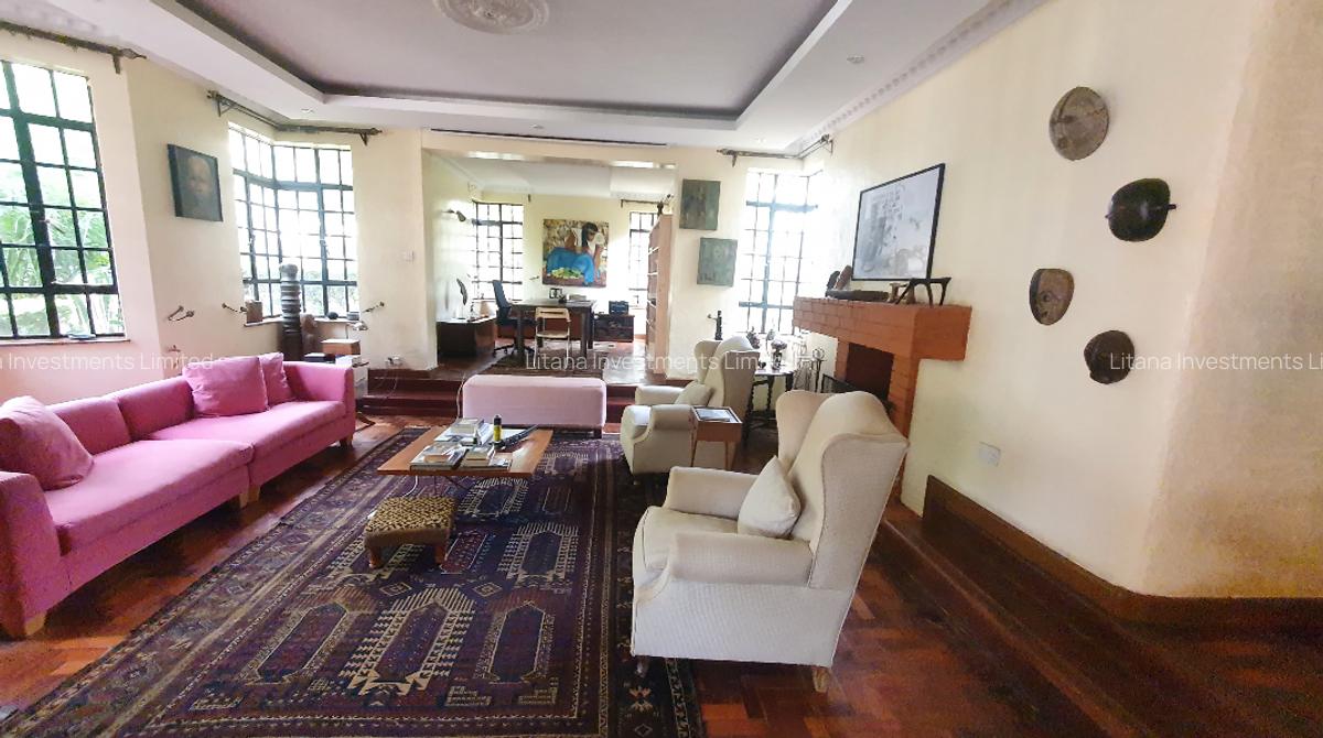 5 Bed House with En Suite at Old Runda - 3