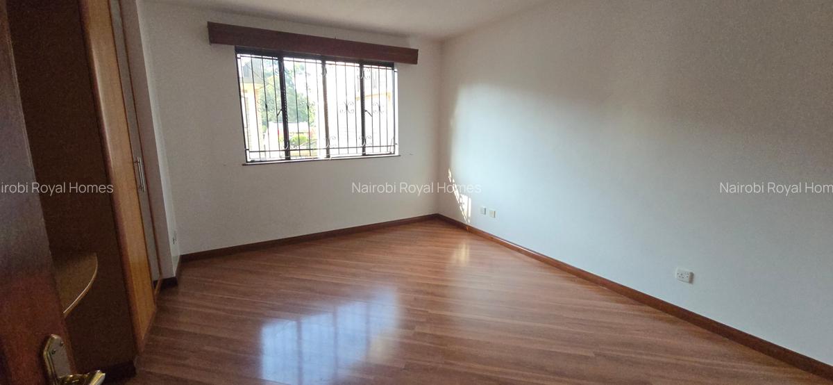 5 Bed Townhouse with En Suite at Grevillea Grove - 7