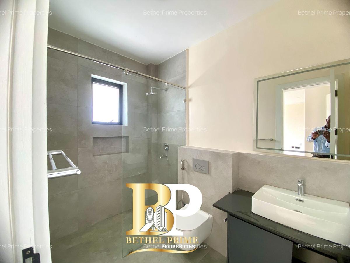 3 Bed Apartment with En Suite in General Mathenge - 19