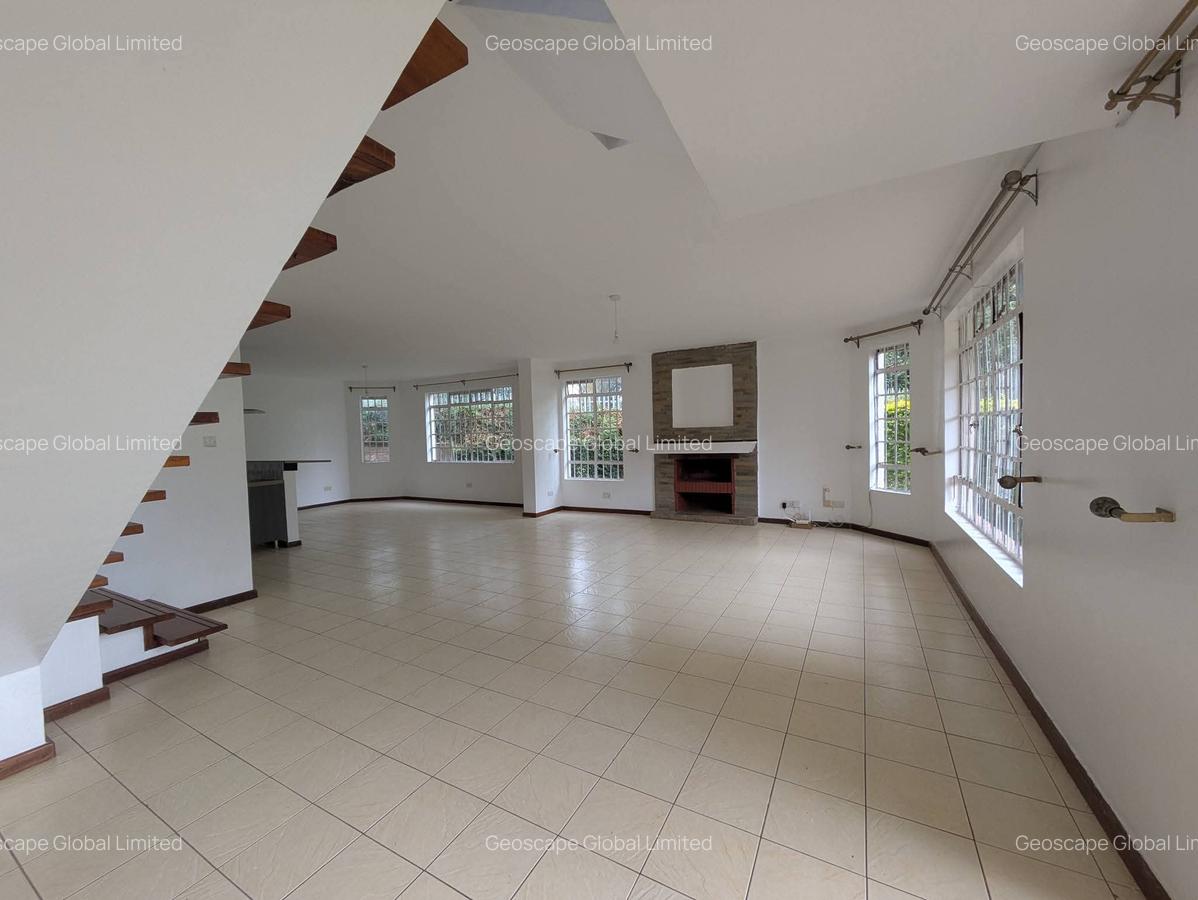 4 Bed House with En Suite in Spring Valley - 10